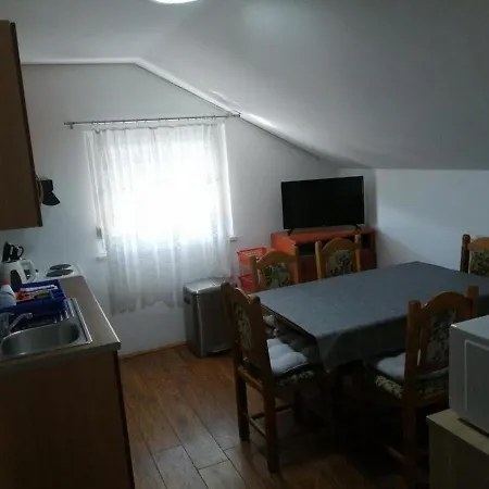Apartment With A Parking Space - 19732 Murter
