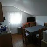 Apartmán With A Parking Space - 19732 Murter
