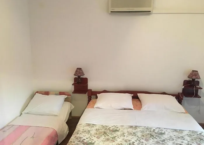 With A Parking Space - 19732 * Murter